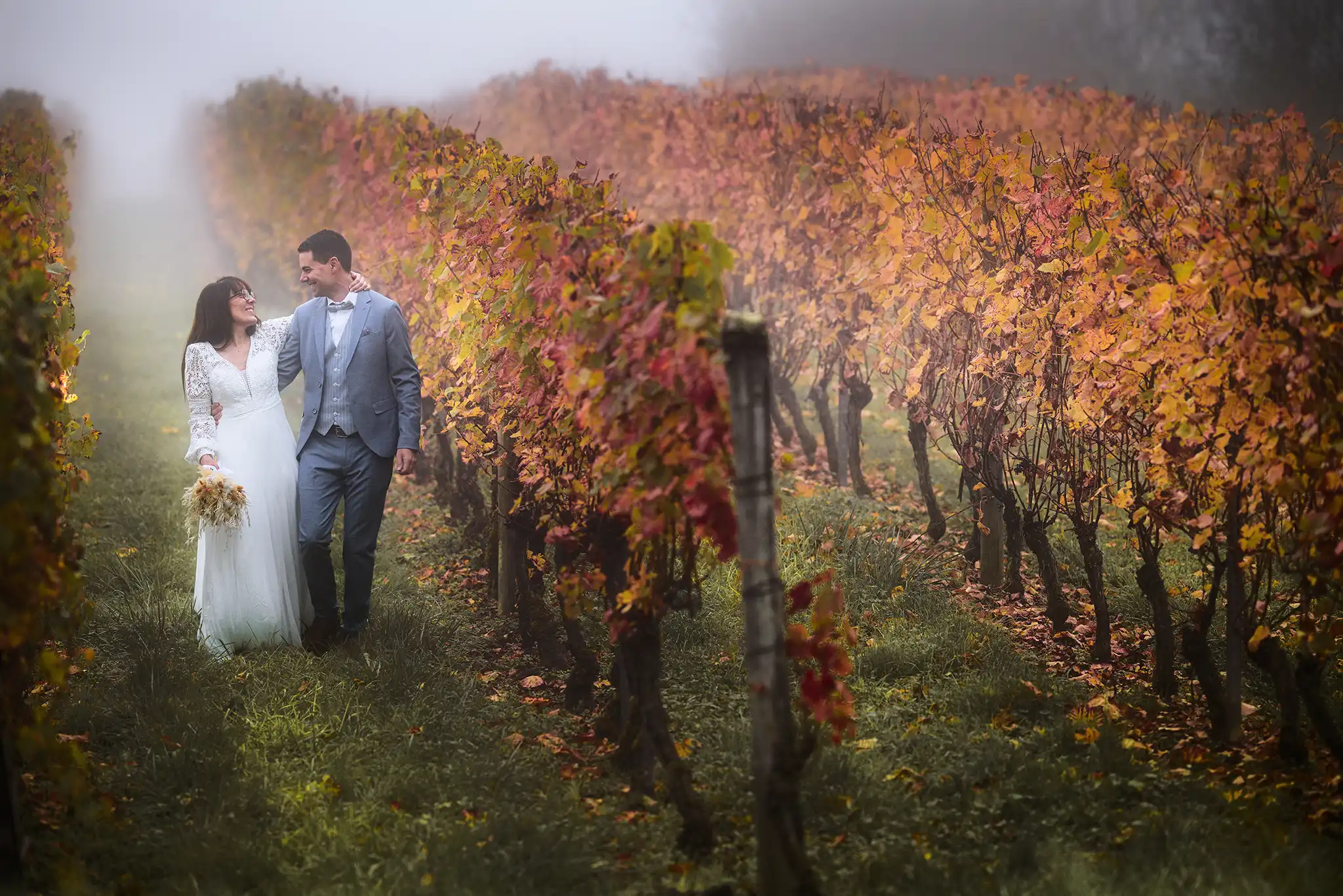 Day after dans les vignes du toulois, dans le brouillard à l'automne (Lorraine) © Pierre ROLIN - Photographe mariage Nancy - Lorraine / Grand Est